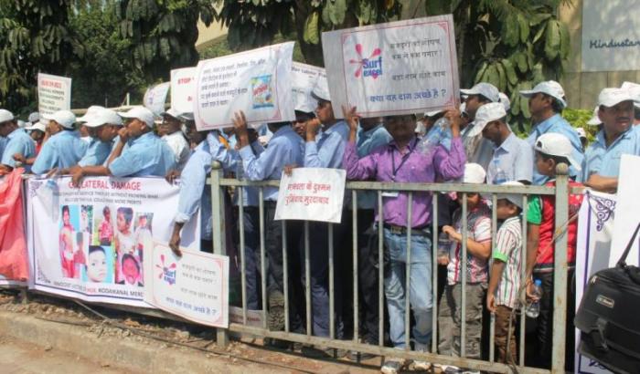 Hindustan Unilever Limited courts controversy again, over 500 protesting employees allege that the company harassed them.    Santosh Ray/iamin